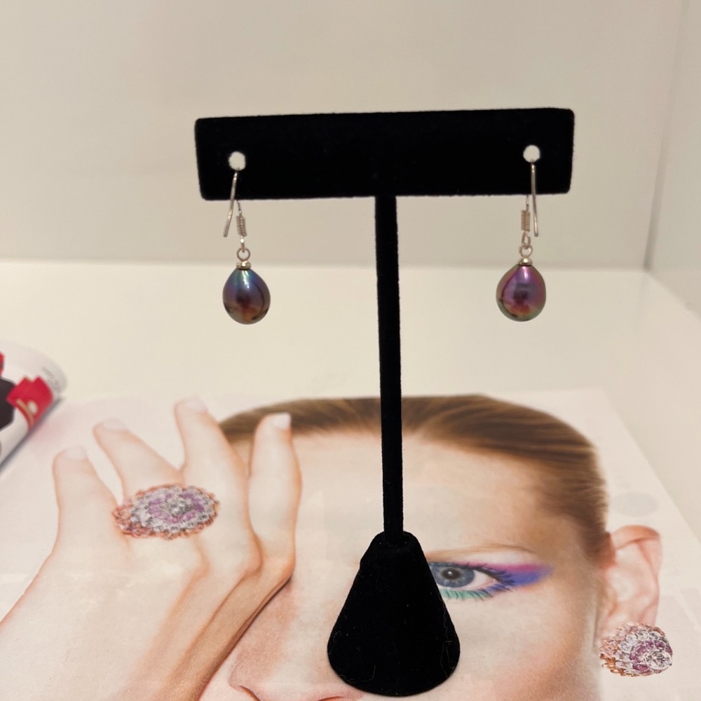 NWOT Genuine Silver & Freshwater Black Pearl Earrings